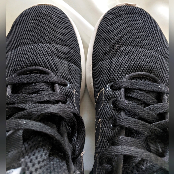 Adidas Cloudfoam Women's Comfort Shoes - Picture 4 of 7